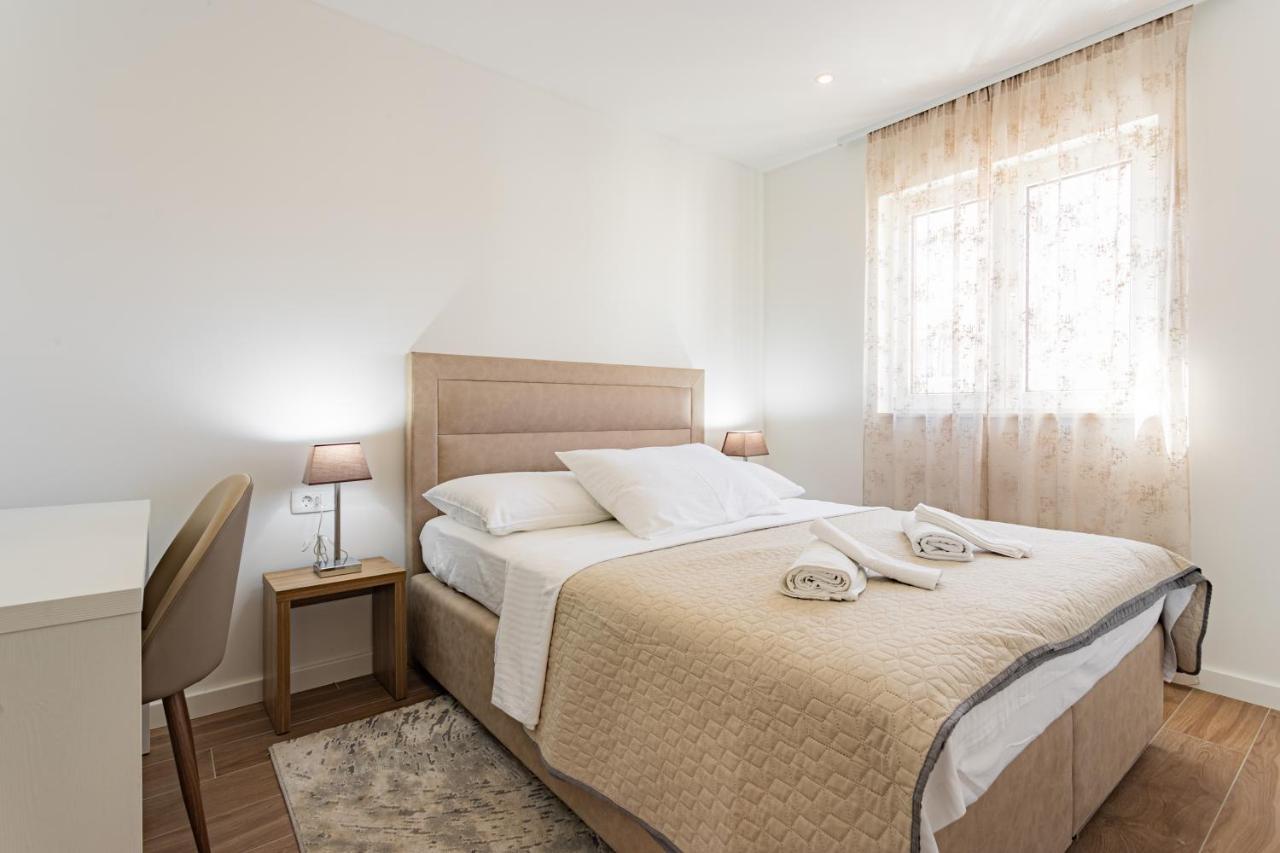 Apartmani Benzon Baška Voda Exterior foto